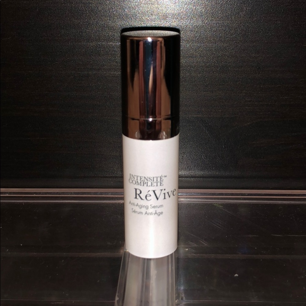 ReVive Deluxe Serum Sample